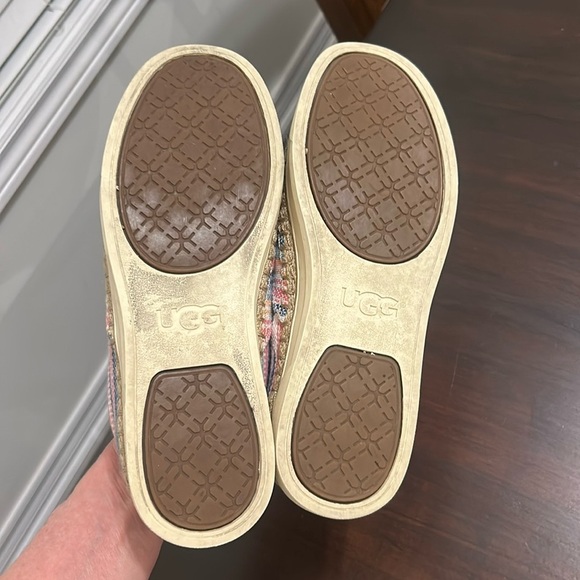 UGG Striped Pastel Knit Espadrille Sneakers Bohemian Lace Up Shoe Women size 7.5 - Picture 10 of 16